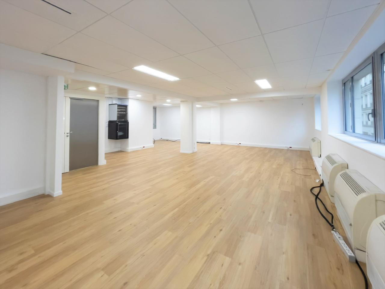 Bureau Paris 239m² Location bureau Paris OLBUR2100751 5